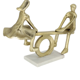 ESCULTURA PAREJA ORO